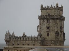2016年2月10日
おはようございます。楽しみにしていたリスボンの朝は暴風雨です。
ベレンの塔は、テージョ川の河口を守るため建設された見張りの塔で、1519年に完成した