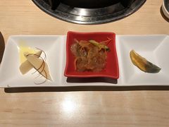 夕食は天香回味さん

天香回味日本橋本店
http://tenshanfayway.com/

外観の写真撮り忘れました。

前菜の筍、キクラゲ、皮蛋。
キクラゲがコリコリで美味しいです！