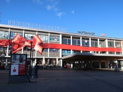 Hildesheim Hauptbahnhof.（ヒルデスハイム中央駅）

町の中心のマルクト広場までは徒歩15分程度です。