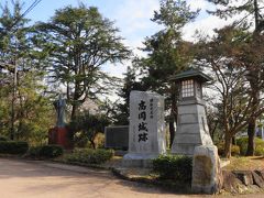 古城公園は、前田利長公が築いた高岡城の城跡です。