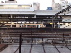 日暮里駅で、常磐線の特急列車、E657系に遭遇。

E657系には、一度だけ乗ったことがあります。