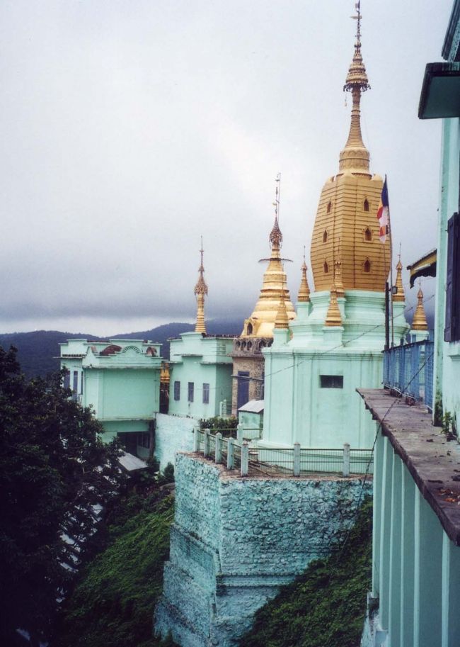 トップからの眺望はなかなかのものだった。体から吹き出た汗を吹く風がやさしくぬぐってくれた。<br />