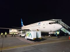 ジョグジャカルタ到着。羽田の3℃から一気に30℃の世界へ。