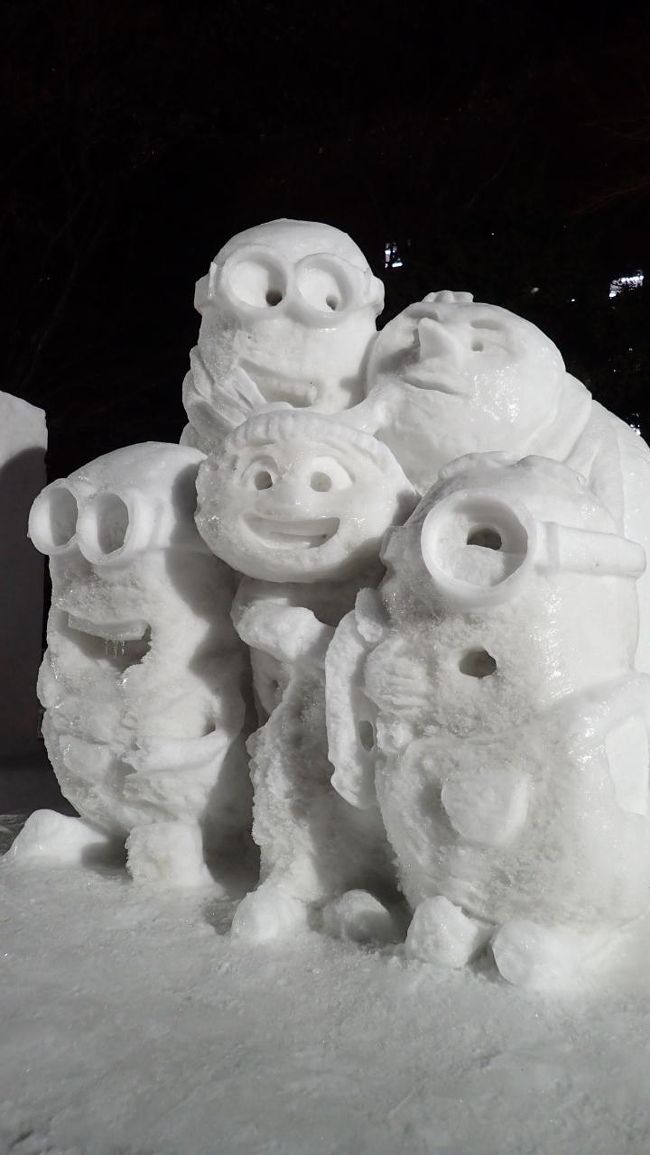 小さい雪像コーナーをもう一度散策。<br />再びミニオンズがいました。