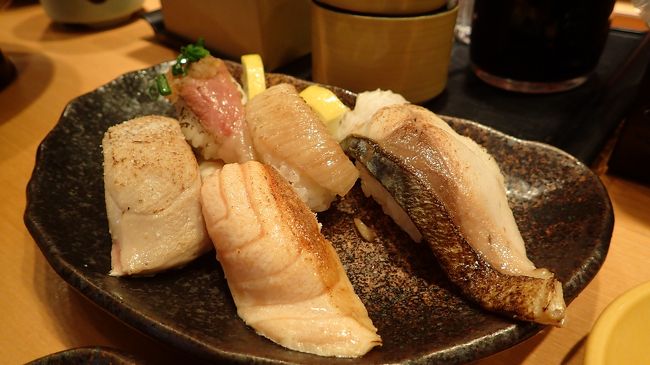 函館山から函館駅に戻り、ホテルにチェックインして、函太郎宇賀浦本店さんに回転ずしを食べに行きます。