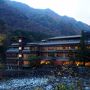 日本観光旅行記三本立て③ : ギネス認定世界最古の温泉宿に泊まる 