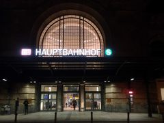 夜のドレスデン駅
