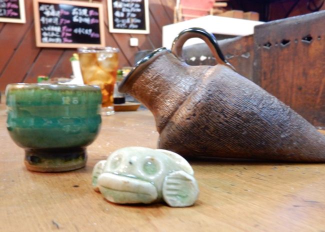 かじかの箸置きが 憎めないくらい めんこい