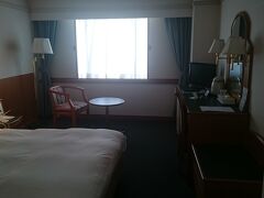 宿泊したホテルは「名古屋国際ホテル」。
地下鉄栄駅からは徒歩２分と、大変便利な場所にあります。