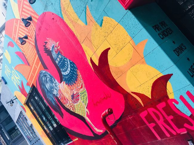 色使いいいねぇー