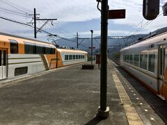 【近畿日本鉄道：松阪ー五十鈴川】

駅は普通の田舎の駅なんですが......