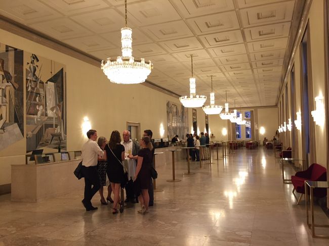 休憩時間のドリンクも非常にリーズナブルに設定されていました。<br />シーズン中は雰囲気全然違うのでしょうね