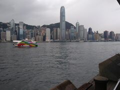 スターフェリーに乗って、九龍へもどります。