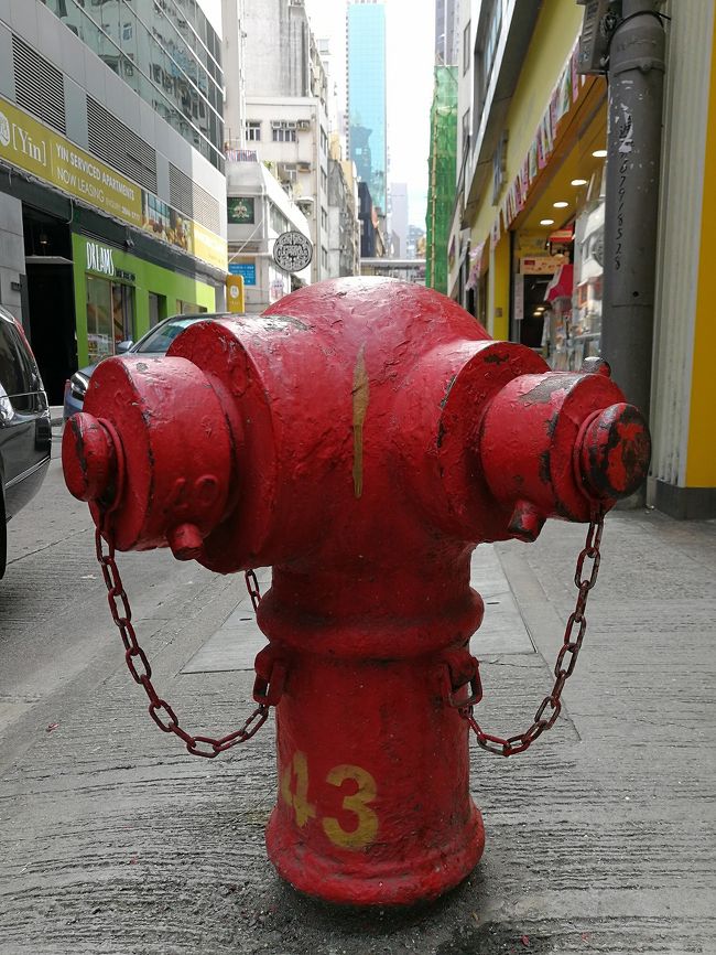 存在感のある香港の消火栓。<br />