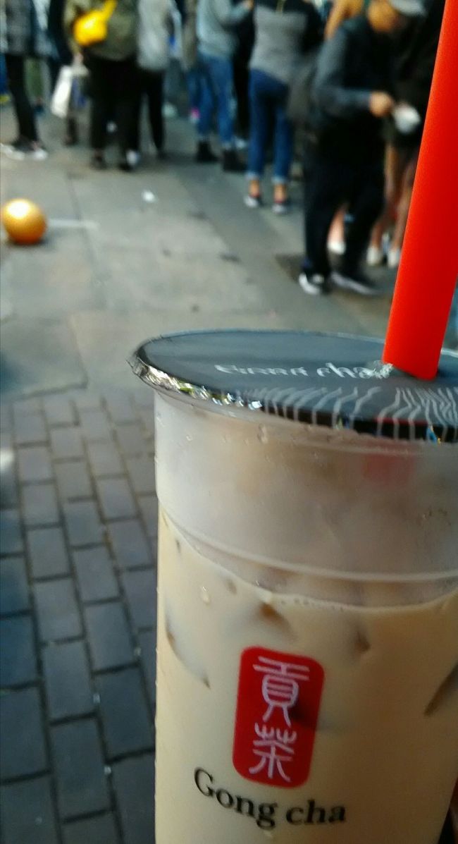 紅茶にコーヒーゼリークラッシュ入りにしてみた。<br />美味しい