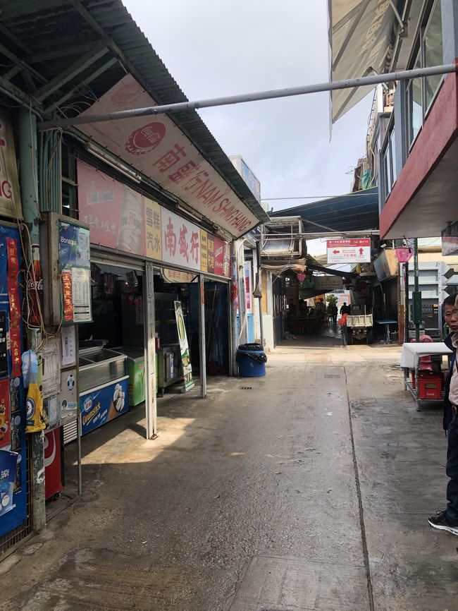 スタンレーの市場<br />そこまで欲しいの と思うものはなかった<br />ブラブラ