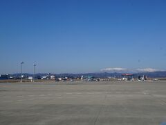 8:00小松空港ー9:00仙台空港
天気は良いし、景色もきれい。

これだけ乗ってもIBEXのむすび丸ジェットを引けない。