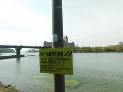 2019.03.09　長崎ゆき区間快速シーサイドライナー車内
ホームで撮るな！