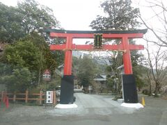 出雲大神宮の看板に惹かれて　やって来たのがココ