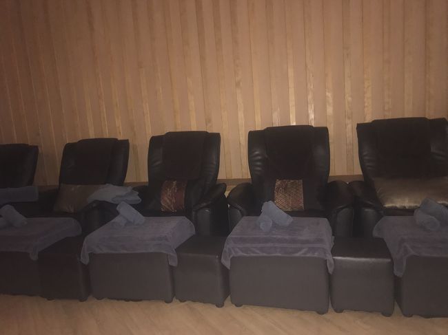 足裏だけかと思ったら、<br />膝上までやってくれて、<br />なかなか良かった<br />30分で十分かも～