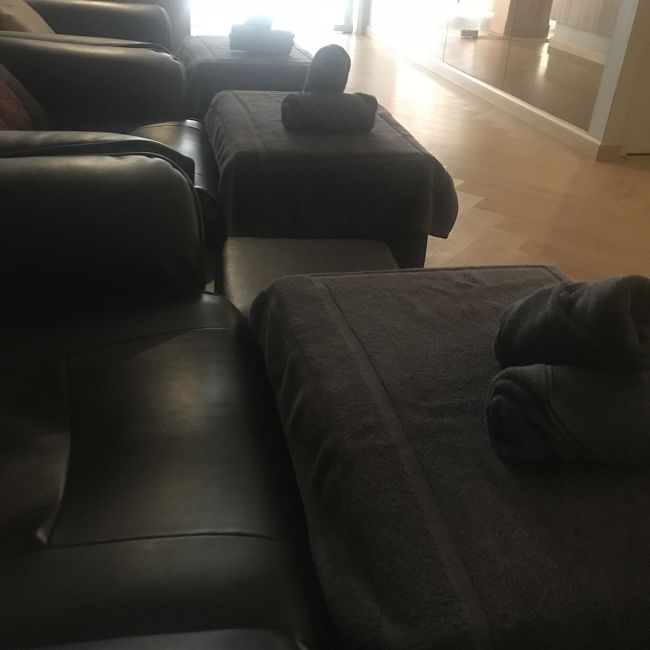 フットマッサージ30分 200B