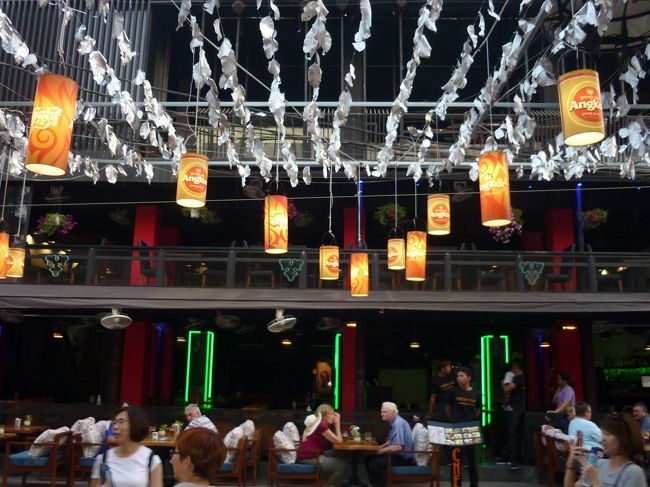 夕食に良さそうなレストランを探す。