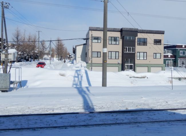 岩見沢とは打って変わって  青空の札幌<br />ザワ→札幌 25分でこんなにも変わるのね～