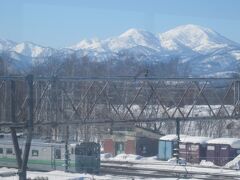 お天気には恵まれ、滝川では、美しいピンネシリの山並みを拝むことも出来ました。