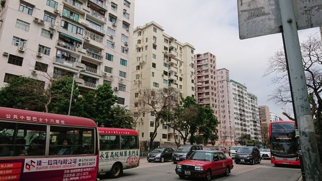 16：00チェックアウトし、マカオへ移動のため、ホテルへ戻ります。<br />バスで帰ることにしました！