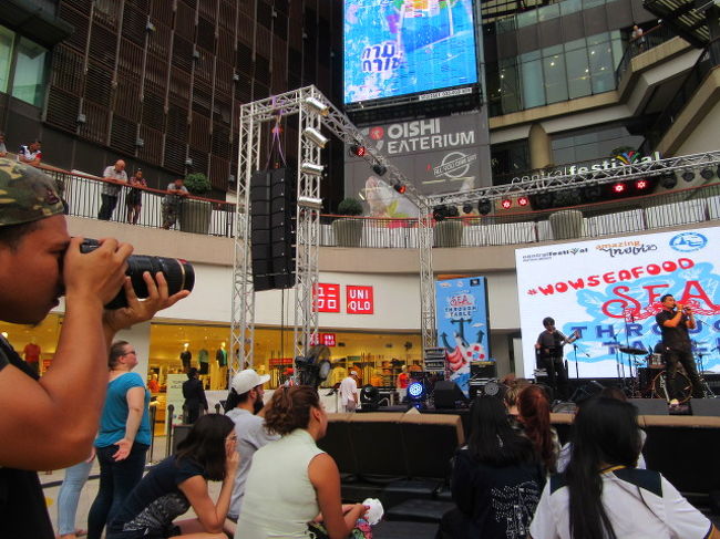 タイ組、海外組と色んなアーティストが登場