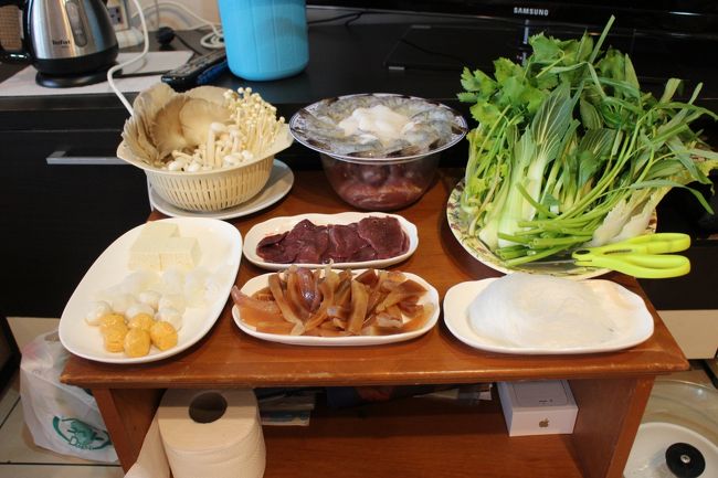 【お呼ばれ晩餐会】<br />材料選びに優れてる。<br />美味い味を出す、こまやか調理...料理が美味く食べれる生活は最高ですね。<br /><br />お招き頂き、大感謝です。<br />