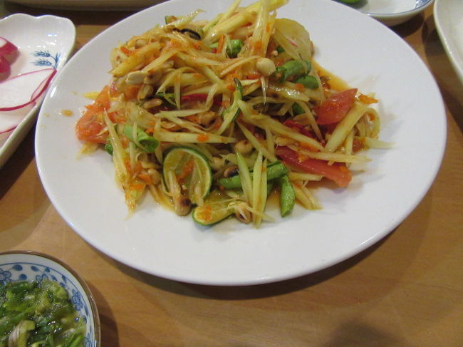 お呼ばれ晩餐会....ソムタン