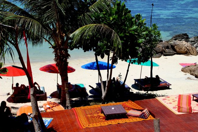 ☆Pitiusas Beach Resort @ Koh Lipe Thai<br /><br />現在、リペ島最西北端のリゾートだけあってハイダウエイ感満点ですが<br />その分かなり不便な場所なので<br />リペ島をアクティブに遊ぶと言うよりは<br />お籠りしのんびりするタイプのリゾートです。