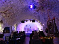 洞窟フラメンコ
El Templo del Flamenco
ドリンク一杯つきです。

洞窟の中はひんやり、、
サングリアを頼みましたがイマイチでした。。


