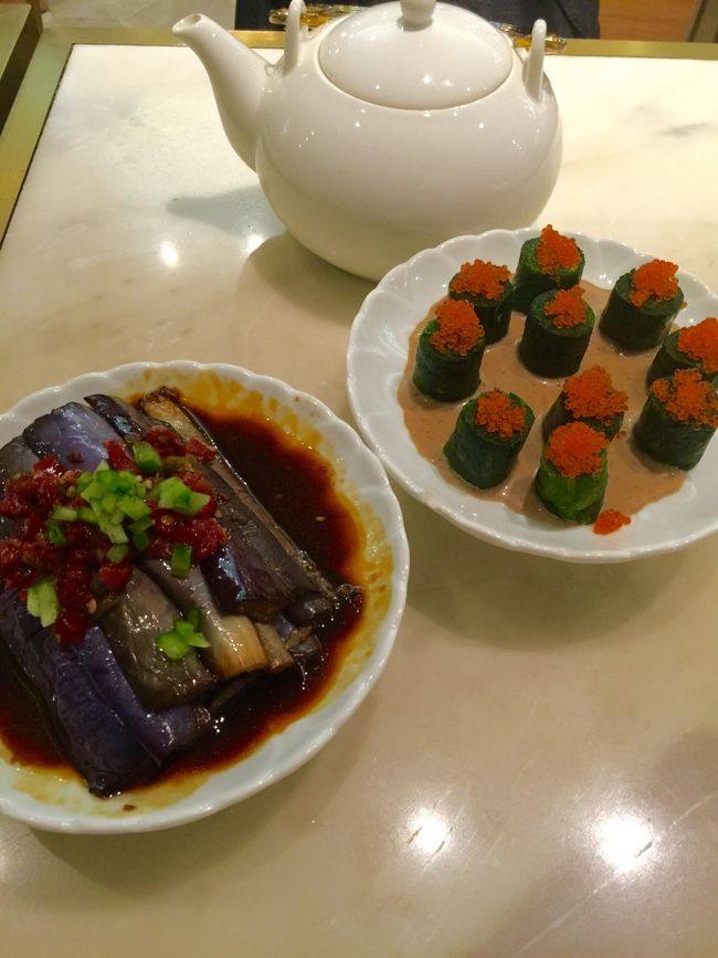 ツアーなんでコースが決まってるとの事。<br />ほうれん草のお浸しとナスのニンニク醤油和えです。