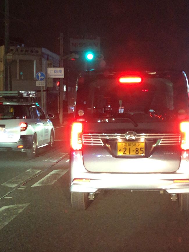 いつもの上鈎南交差点・・・。