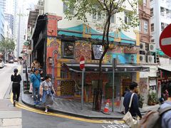 Brooklyn Bar and Grill Muralのウォールアート。