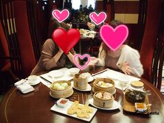 念願のクリスタルロータスに来ました！
ディズニーキャラの飲茶が食べれるお店です。ただし予約が必須。日本からグルヤクというサイトで予約しました。その時にすでにメニューも決めておきます。