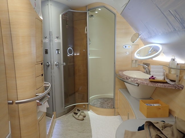 ヘタレの爺さん婆さんの歩かないマルタ エミレーツ航空ファーストクラスa380搭乗記 天空のシャワー セントジュリアンズ マルタ の旅行記 ブログ By Gontaraさん フォートラベル ヘタレの爺さん婆さんの歩かないマルタ エミレーツ航空ファーストクラスa380搭乗記 天空のシャワー セントジュリアンズ マルタ の旅行記 ブログ By Gontaraさん フォートラベル