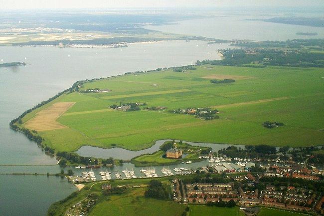 セピア色の思い出:オランダ小旅行(マルケン島、フォレンダム セピア色の思い出:オランダ小旅行(マルケン島、フォレンダム