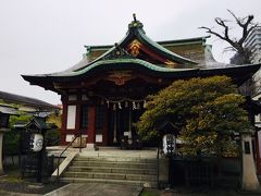 熊野神社は、平安時代に紀伊国の熊野権現を分祀したといわれ、昔は権現山(現 幸ヶ谷公園)にありました。
幸ヶ谷公園は京急「神奈川」駅近くにある高台で、花見の名所です。