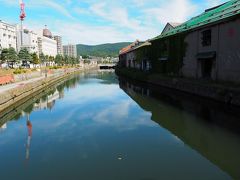 「小樽運河」

早朝で観光客が未だ出てこないのでノンビリ写真を撮れます。