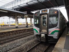 1520小牛田駅へ到着。載ってきた列車は折返し仙台行きへ。