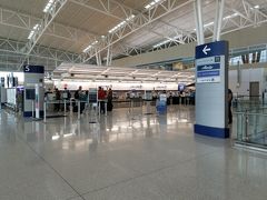 アメリカの空港の中ではこじんまりとした空港ですが、一応、国際線もあるみたいです。