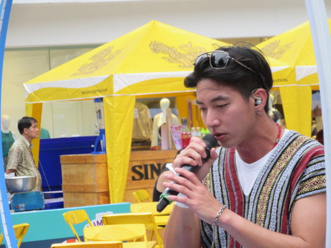 お目当てはこの人....歌手＆男優**タイで人気。<br />Mr.Tono<br />