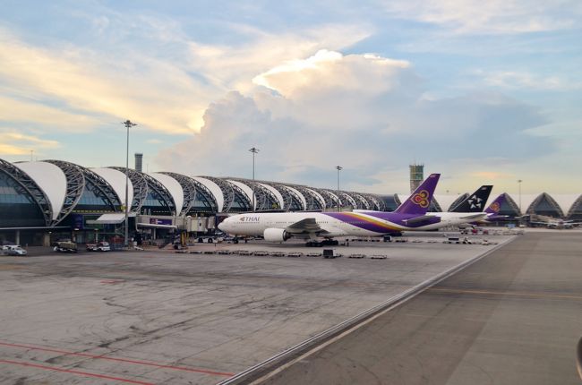 結婚するぜ In タイランド Part 13 タイ国際航空ビジネスクラス バンコク クアラランプール バンコク タイ の旅行記 ブログ By Salaamさん フォートラベル