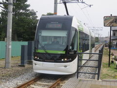 岩瀬浜駅に戻って富山ライトレール（ポートラム）で戻ります。