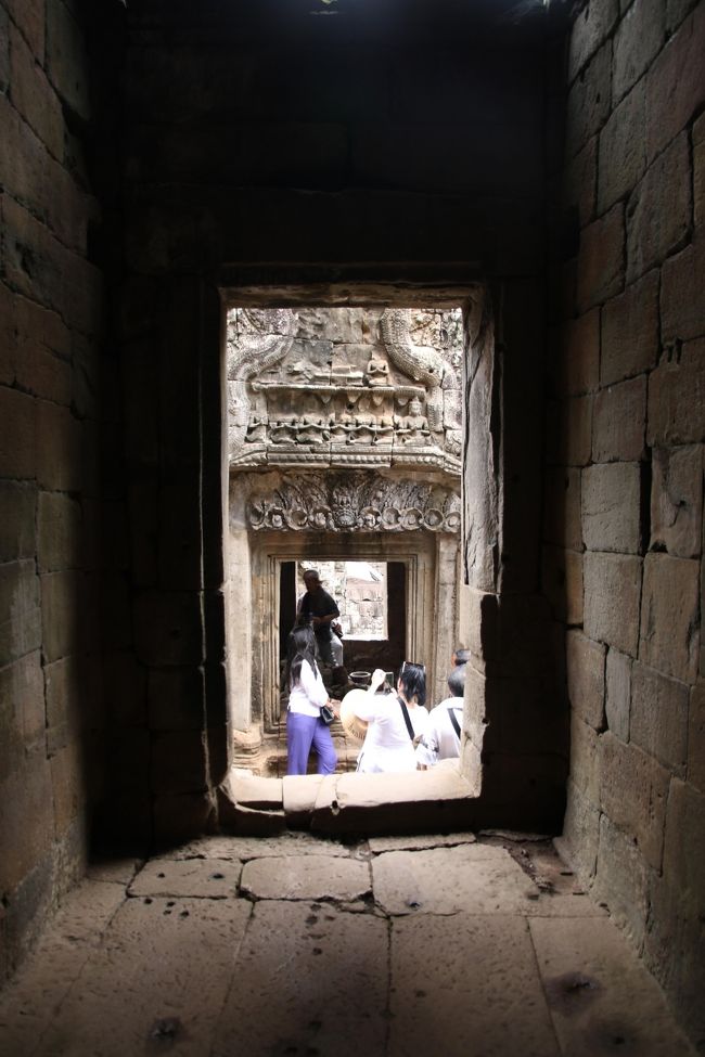 バイヨン（中央祠堂）内の狭い通路