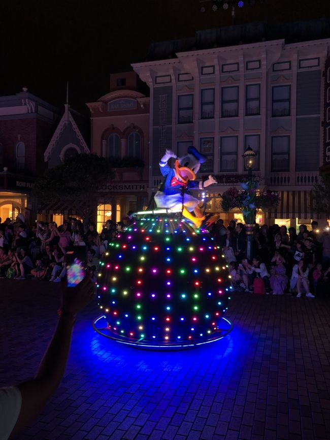 すぐ近くで見れるのも香港ならでは<br />ほんとにいいですよね