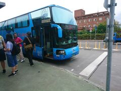 宜蘭に到着です。乗ってきたバスはこんなかんじです。